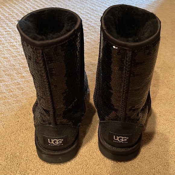 UGG Black Glitter Short Boots 7M - Picture 2 of 6